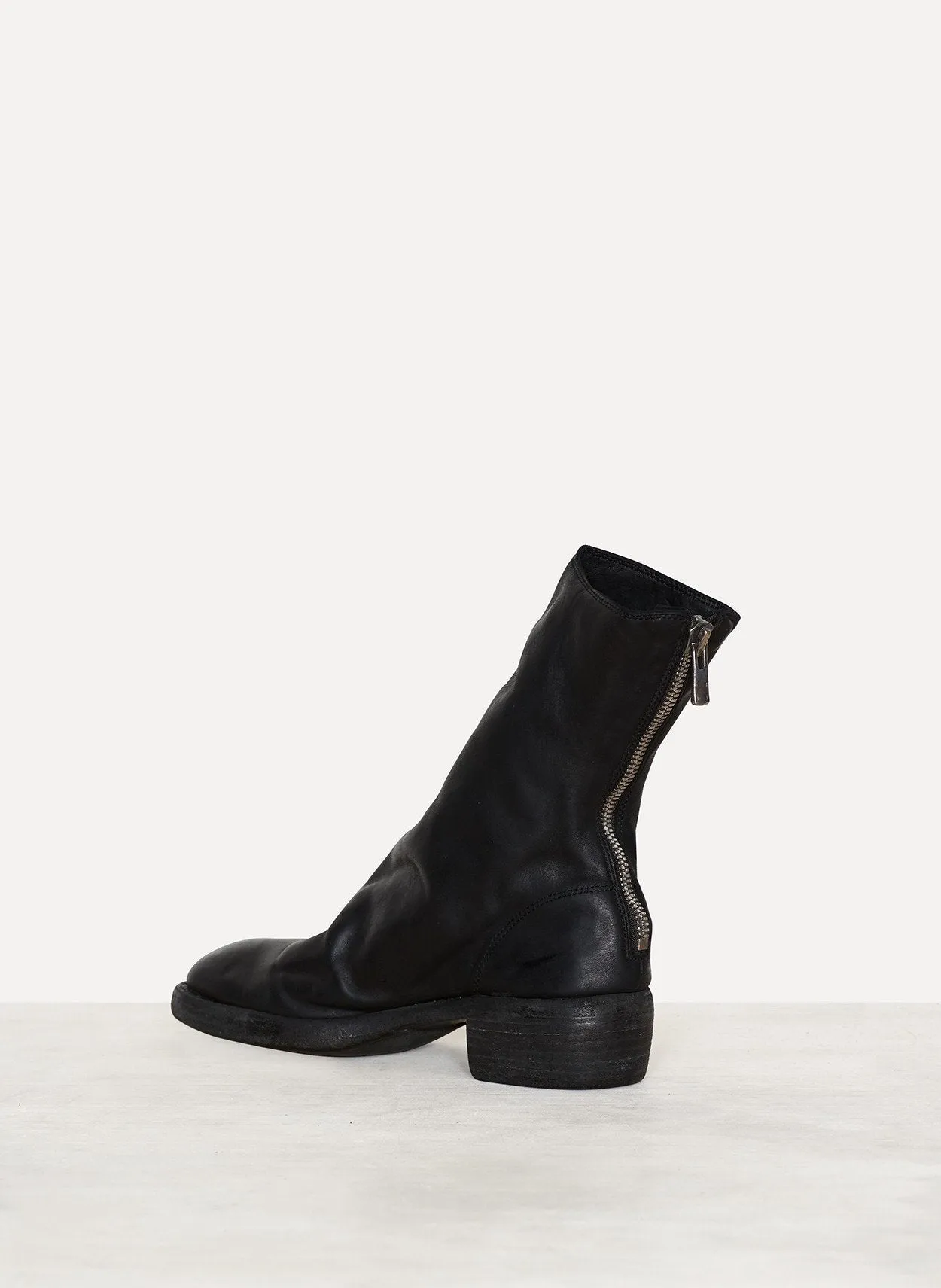 788Z Horse Back Zip Mid Boot