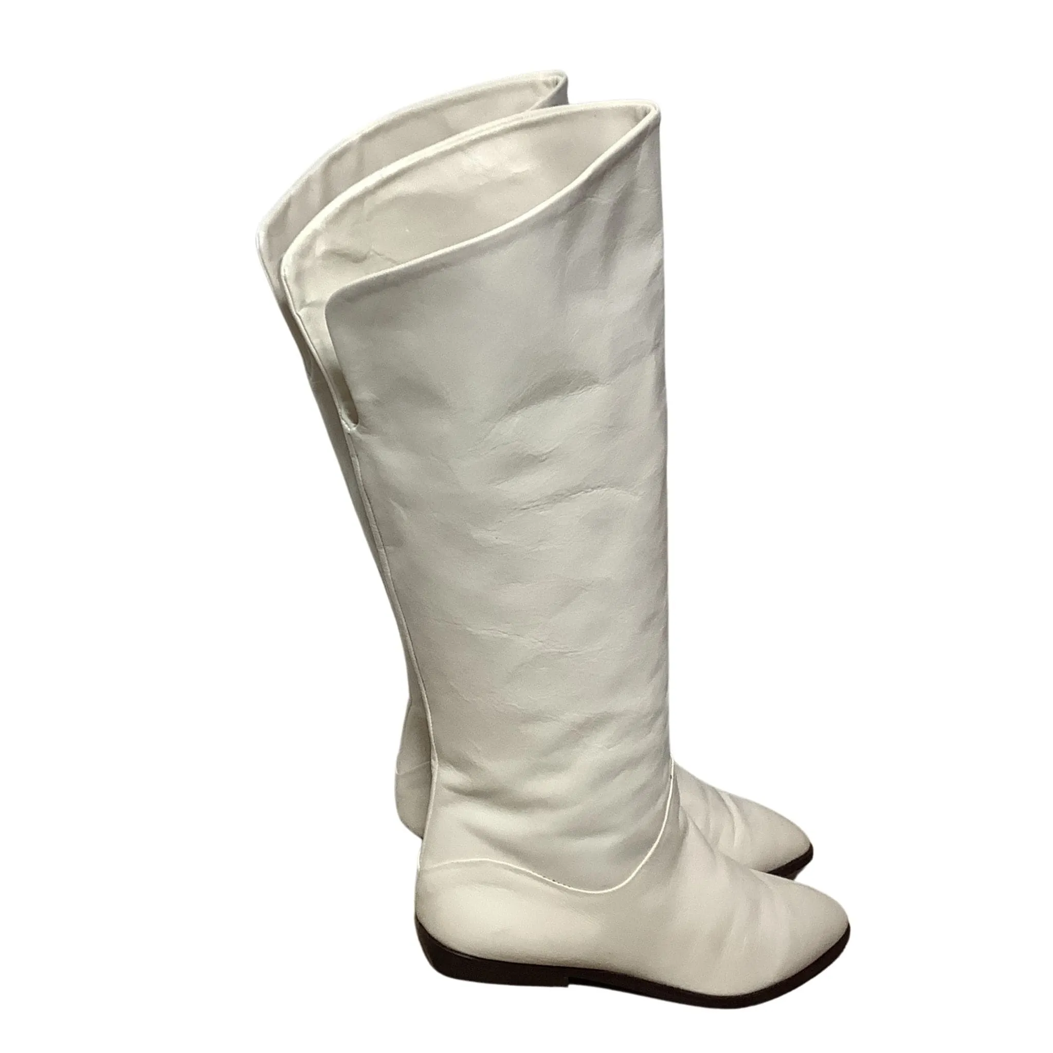 Bandolino Flat Boots