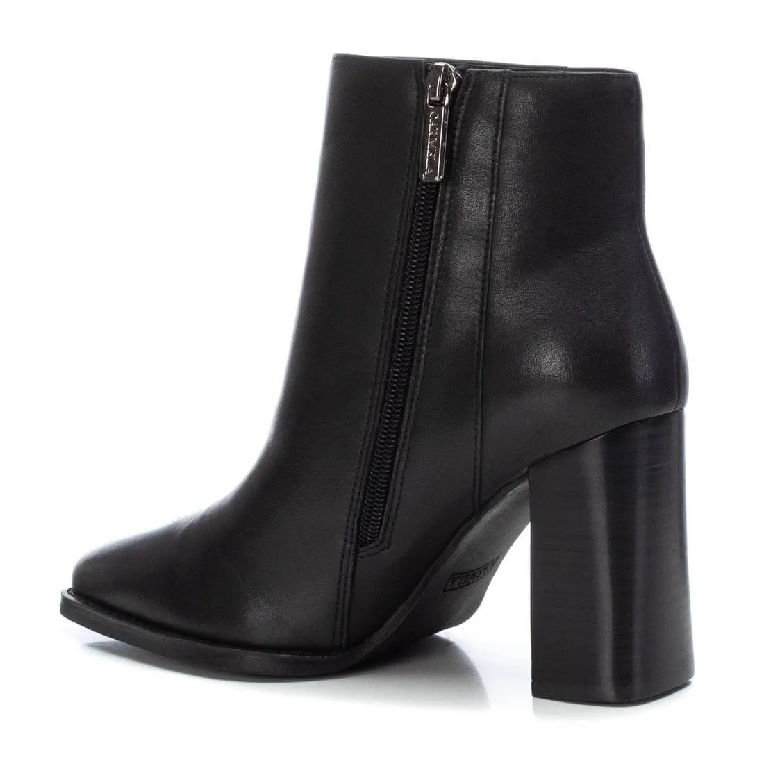 Carmela Black High Heeled Pointed Toe Boots