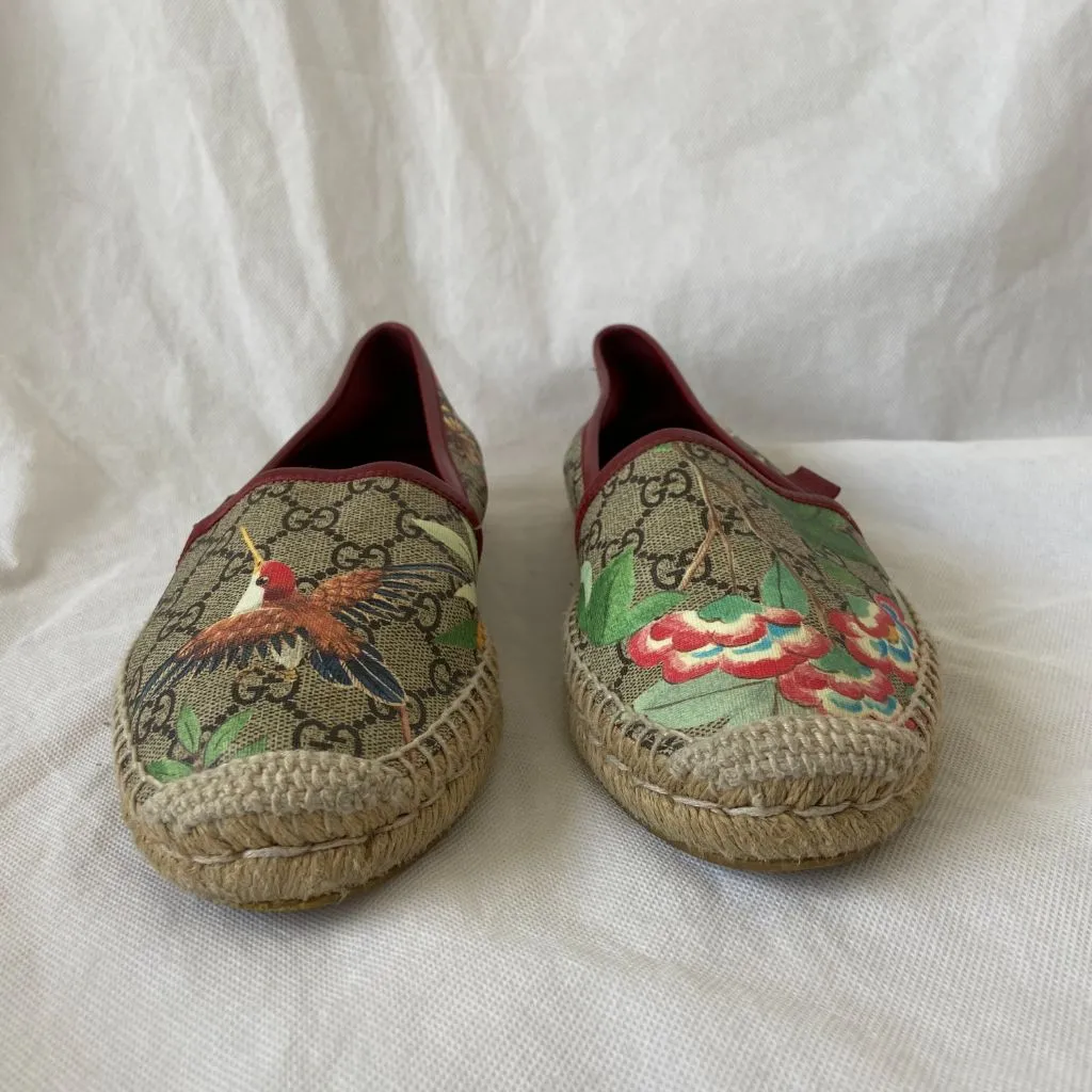 Gucci Multicolor Tian Print GG Supreme Canvas Flat Espadrilles, 39.5