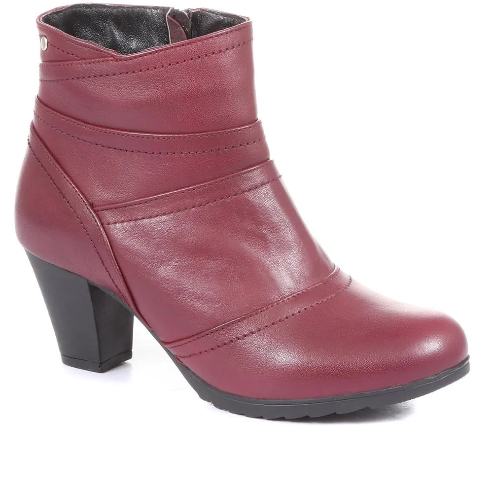 Leather Ankle Boots - VED34007 / 320 369