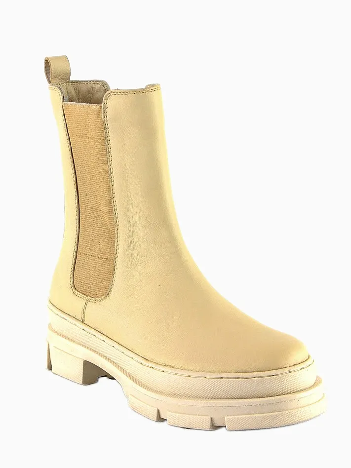 MISCHA | Leather Short Boot | Chunky Sole | Ecru