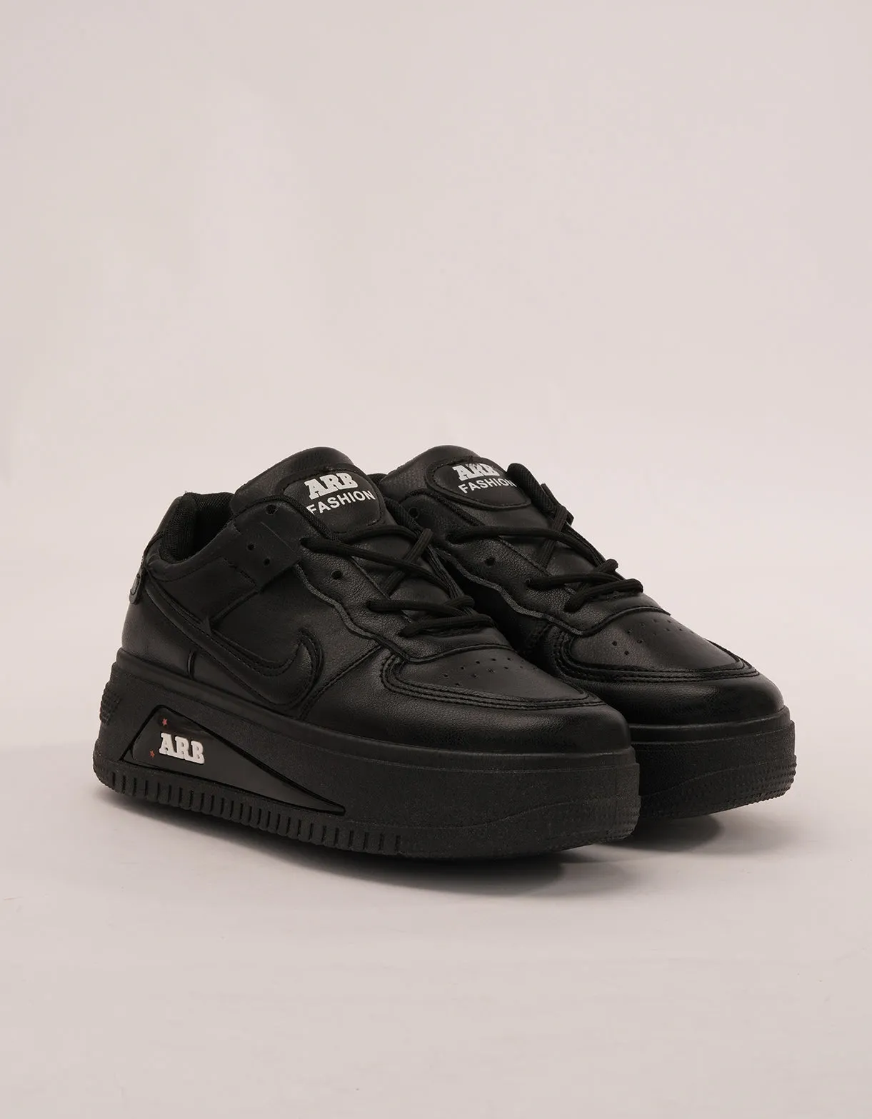 Noir Essence Platform Sneakers
