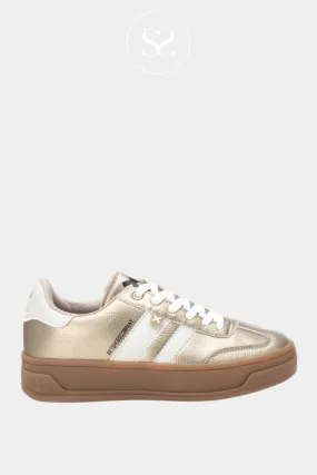 XTI 143645 GOLD & WHITE STRIPE PLATFORM TRAINERS